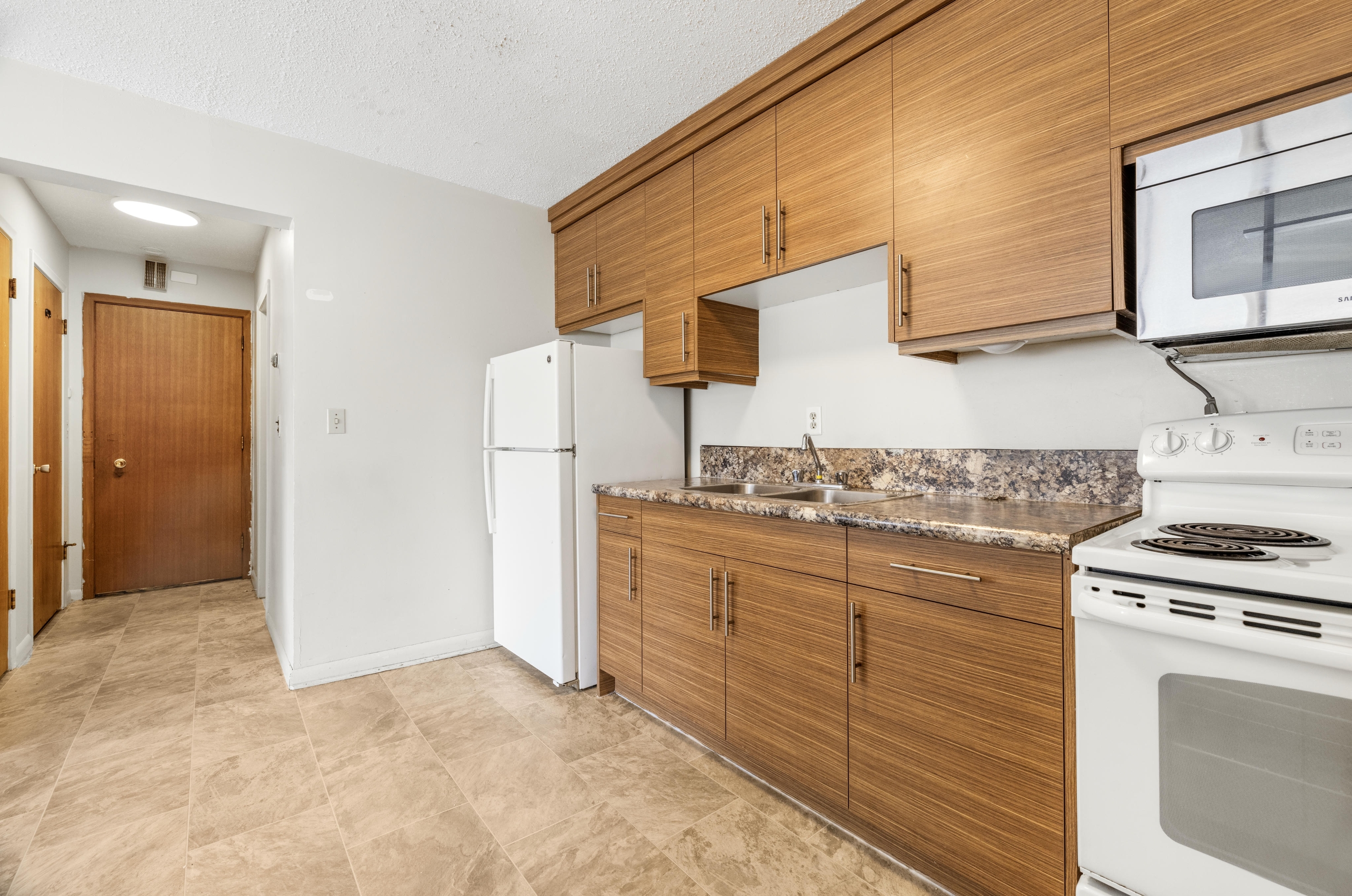 173 Procter Place - 4